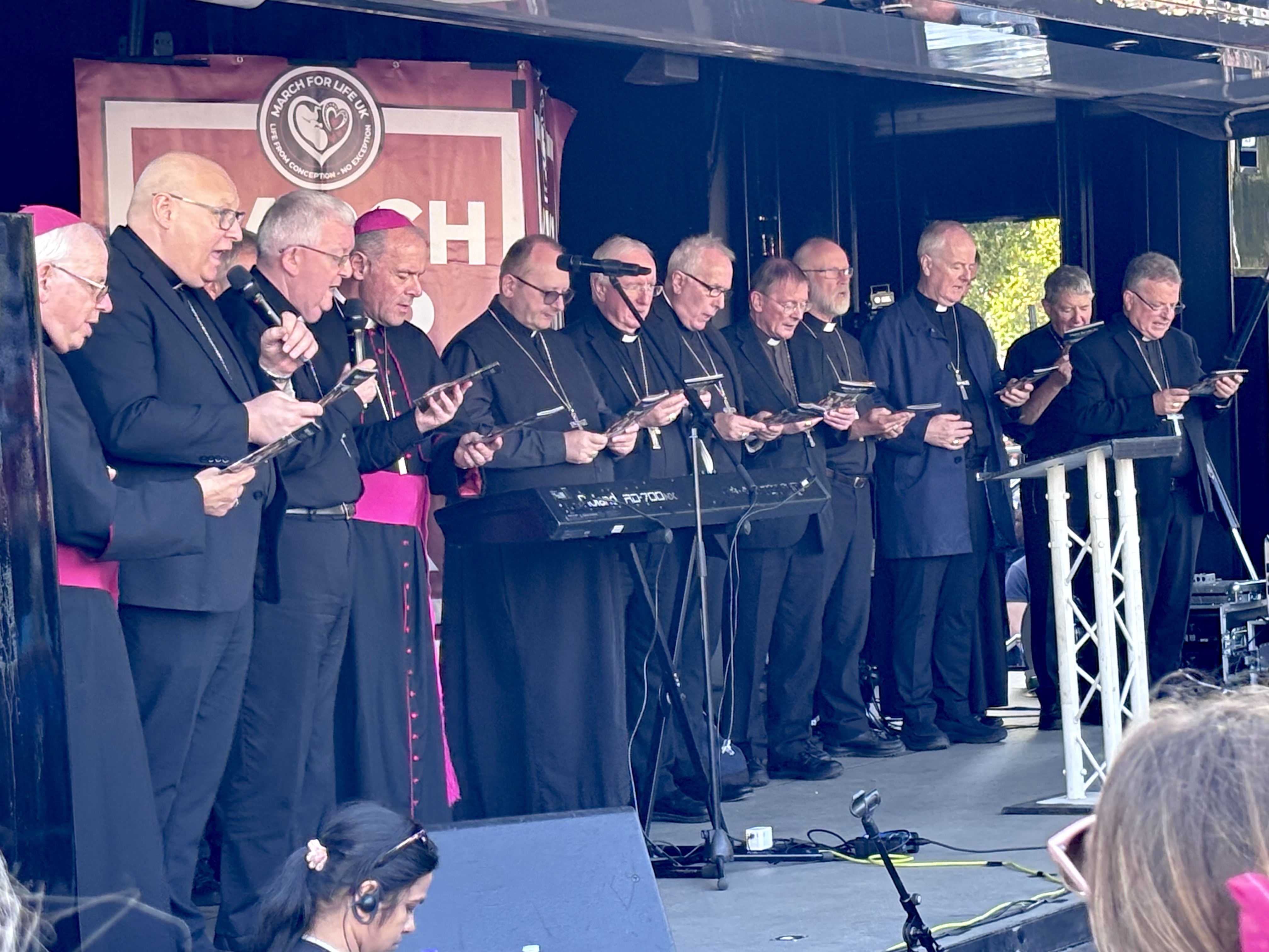 20260908160928_3160fc7bae8ff5a7ea8035fa78b145bb8bfb6df9dd77300b031f916f16dc63a6 Record Bishop Presence, Papal Blessing, Counterprotests Mark UK March for Life| National Catholic Register