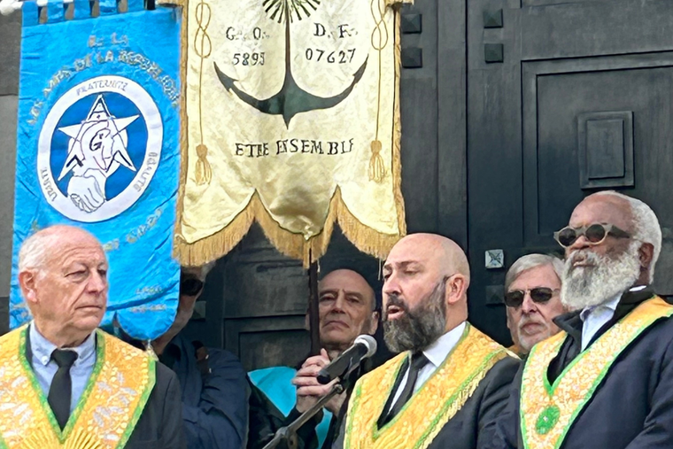 French Freemasonry Sets its Sights on (Catholic) Private Schools Ahead of Presidential Elections