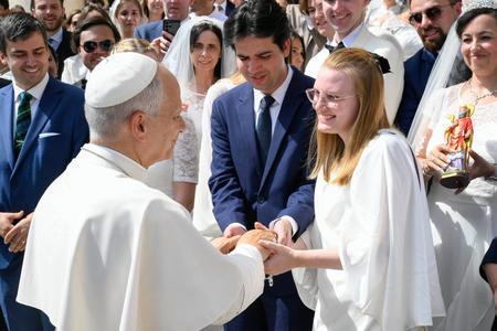 Love Is Not a Feeling But a Decision, Pope Leo XIV Tells Couples