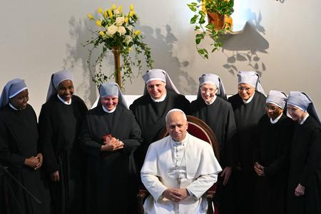 Court Says Chicago Archdiocese and Nuns Won’t Have to Submit to Illinois Suicide Law