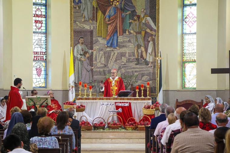 Cardinal Pizzaballa Calls Christians in the Holy Land to Make the Cross a Way of Life Cardinal Pizzaballa Calls Christians in the Holy Land to Make the Cross a Way of Life
