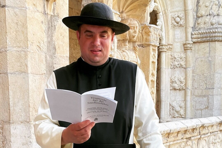 Theologian’s Suspension For Essay on the Past Practice of Executing Heretics Fuels Integralism Debate