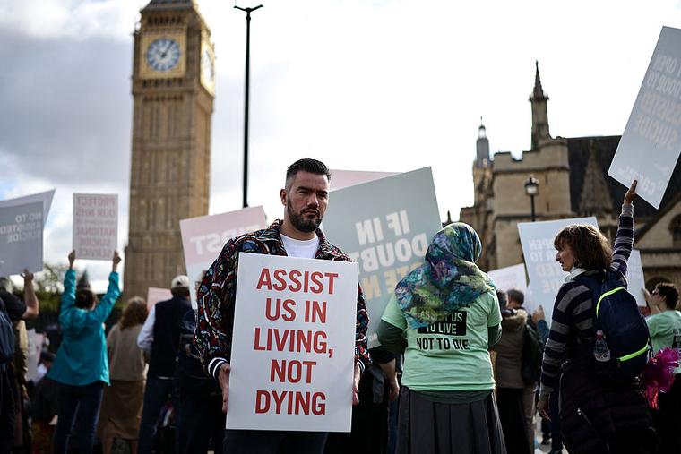 How England&rsquo;s Assisted-Suicide Bill Was Defeated