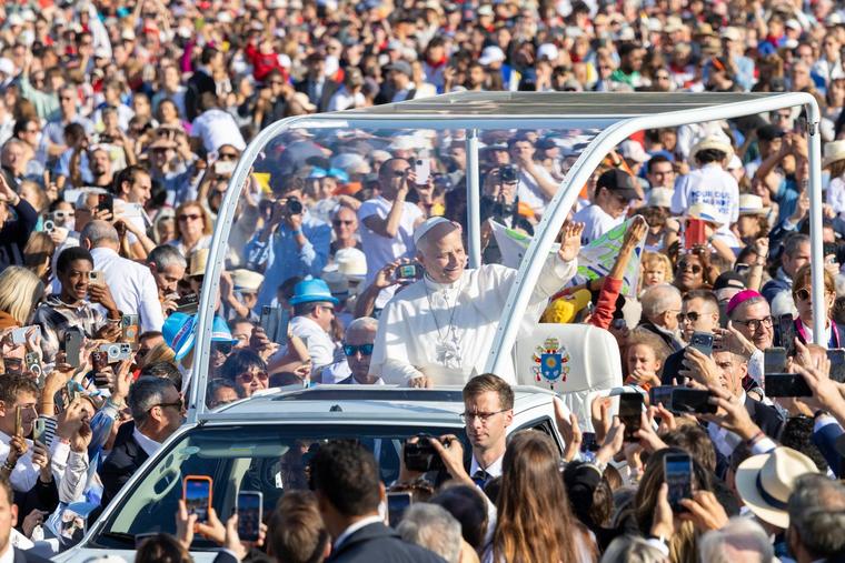 PHOTOS: Mass With Pope Leo XIV in Lourdes PHOTOS: Mass With Pope Leo XIV in Lourdes